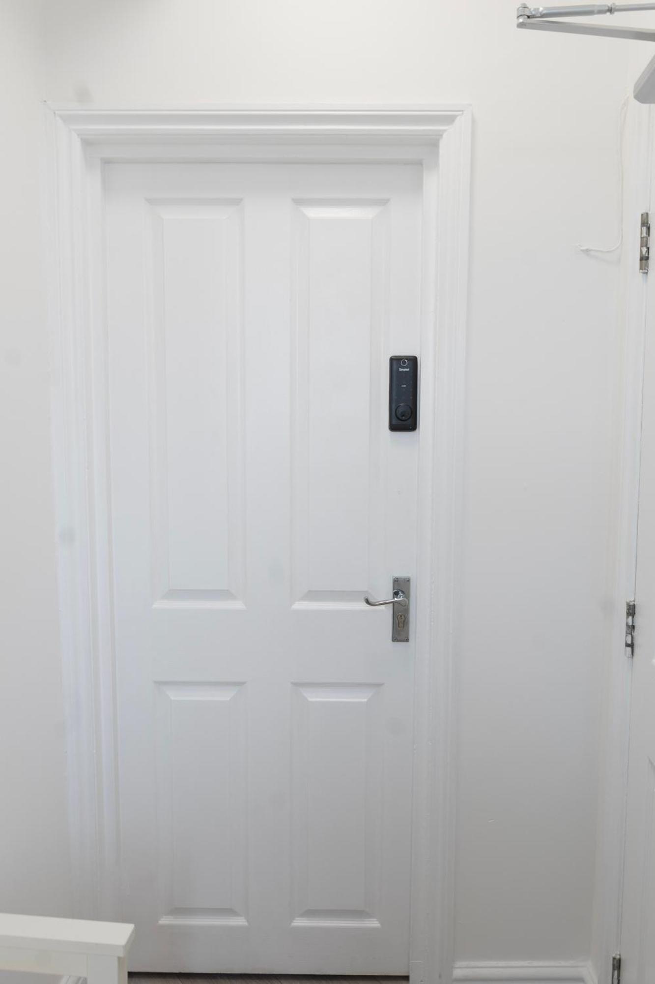 5C- Stylish Urban Retreat - Spacious 2 Bed Flat London Exteriör bild