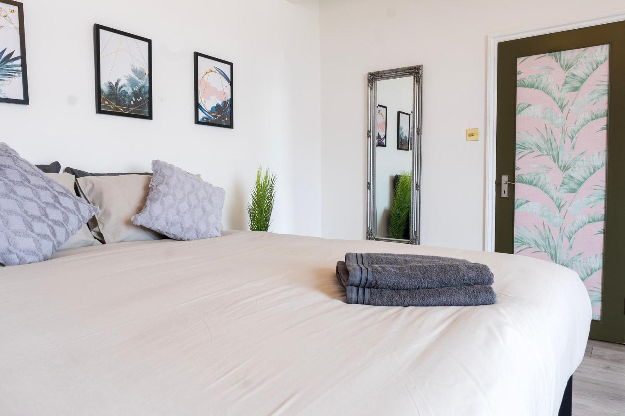5C- Stylish Urban Retreat - Spacious 2 Bed Flat London Exteriör bild