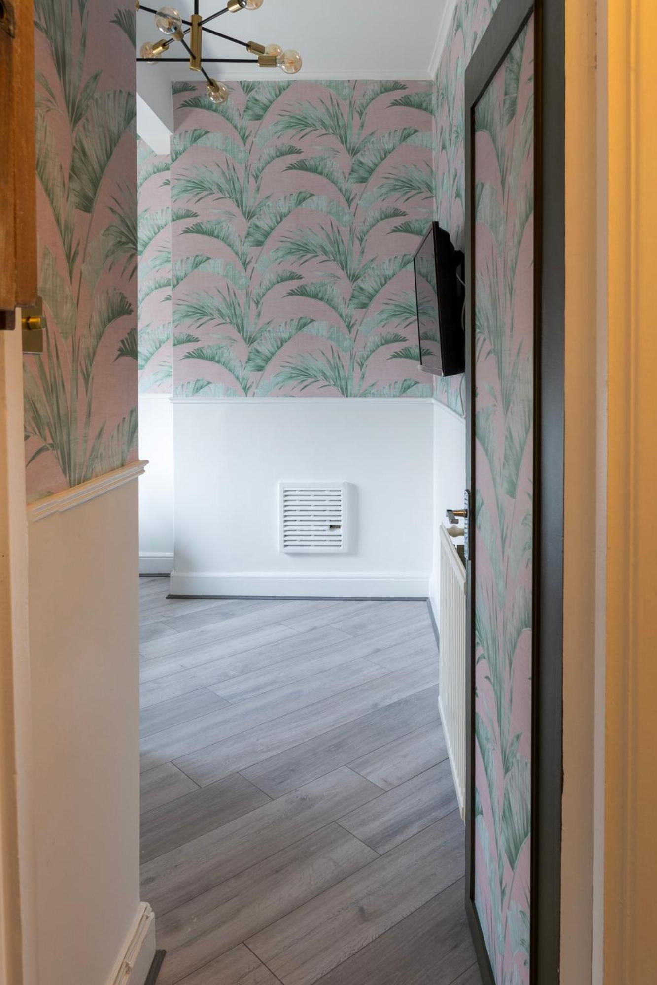 5C- Stylish Urban Retreat - Spacious 2 Bed Flat London Exteriör bild